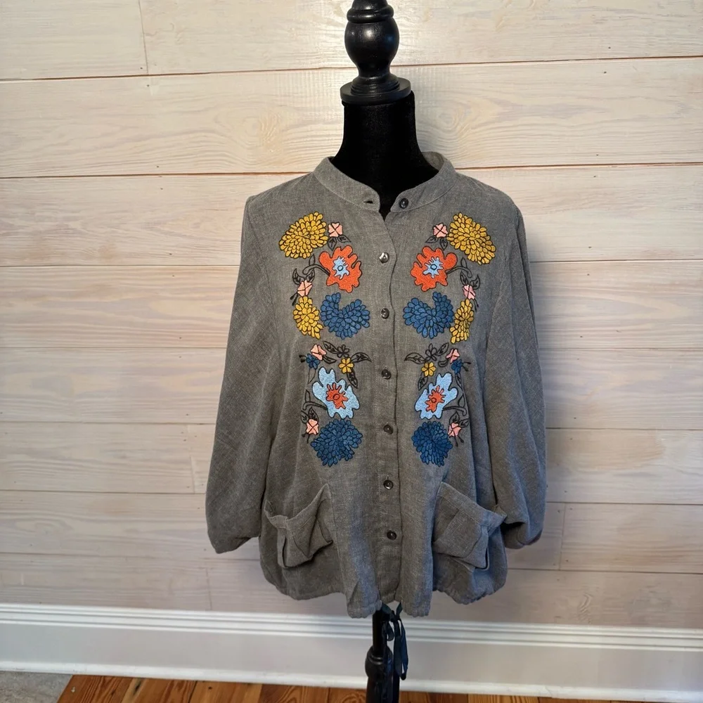 Ivy Jane Embroidered Flowers S/M Gray Boho Top Blouse Spring Hippie - Picture 4 of 12